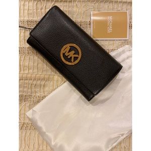 MICHAEL KORS LEATHER WALLET - NWT - OBO
